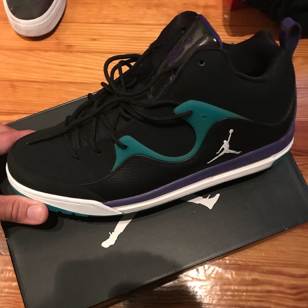 Like new Jordan Flight TR’97 Mid 574417-008 Mens